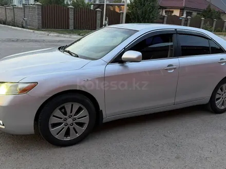 Toyota Camry 2007 года за 6 000 000 тг. в Алматы – фото 2