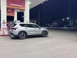 Hyundai Santa Fe 2022 года за 17 599 999 тг. в Алматы – фото 4