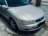 Opel Vectra 1998 года за 1 300 000 тг. в Аральск – фото 4