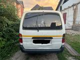 Toyota Hiace 2004 года за 2 800 000 тг. в Алматы – фото 2