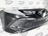 Передний бампер на Toyota Camry 70 за 45 000 тг. в Алматы – фото 2