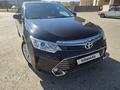 Toyota Camry 2015 годаfor12 900 000 тг. в Актобе – фото 2