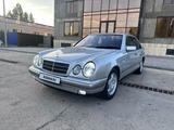Mercedes-Benz E 230 1996 годаүшін3 100 000 тг. в Астана – фото 2