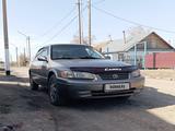 Toyota Camry 1999 года за 3 600 000 тг. в Астана – фото 2