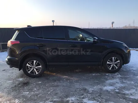 Toyota RAV4 2019 года за 11 000 000 тг. в Уральск – фото 7
