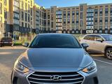 Hyundai Elantra 2017 годаүшін3 900 000 тг. в Актобе – фото 3