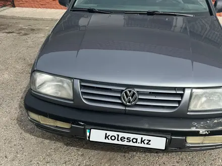 Volkswagen Vento 1992 года за 570 000 тг. в Тараз