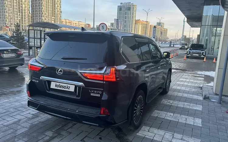 Lexus LX 570 2017 года за 46 600 000 тг. в Астана