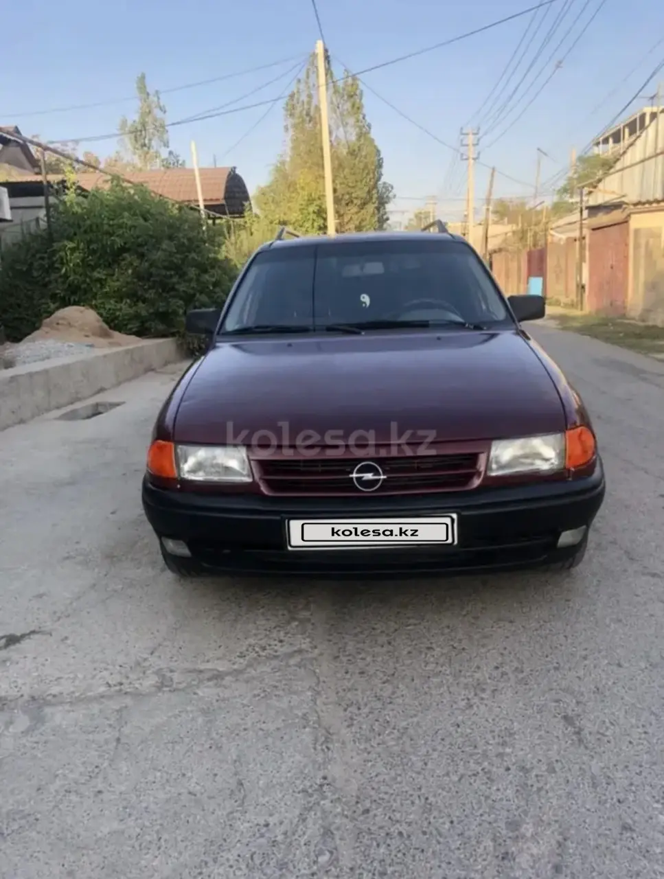 1993 года, КПП Автомат, 1.8 л.