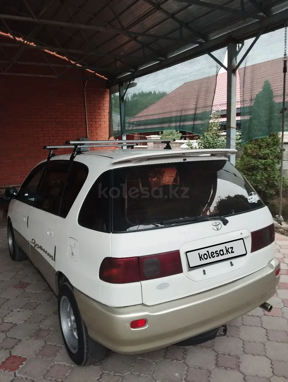 1998 года, КПП Автомат, 2 л.