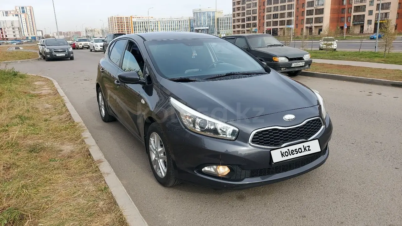 2013 года, КПП Автомат, 1.6 л.