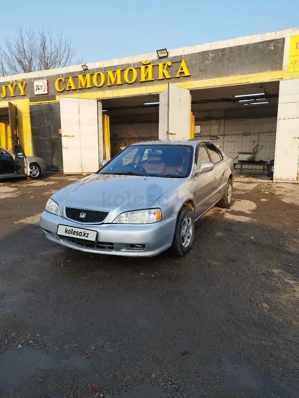 2000 года, КПП Автомат, 2.5 л.