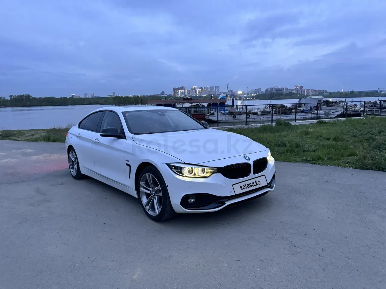 2017 года, КПП Автомат, 2 л.