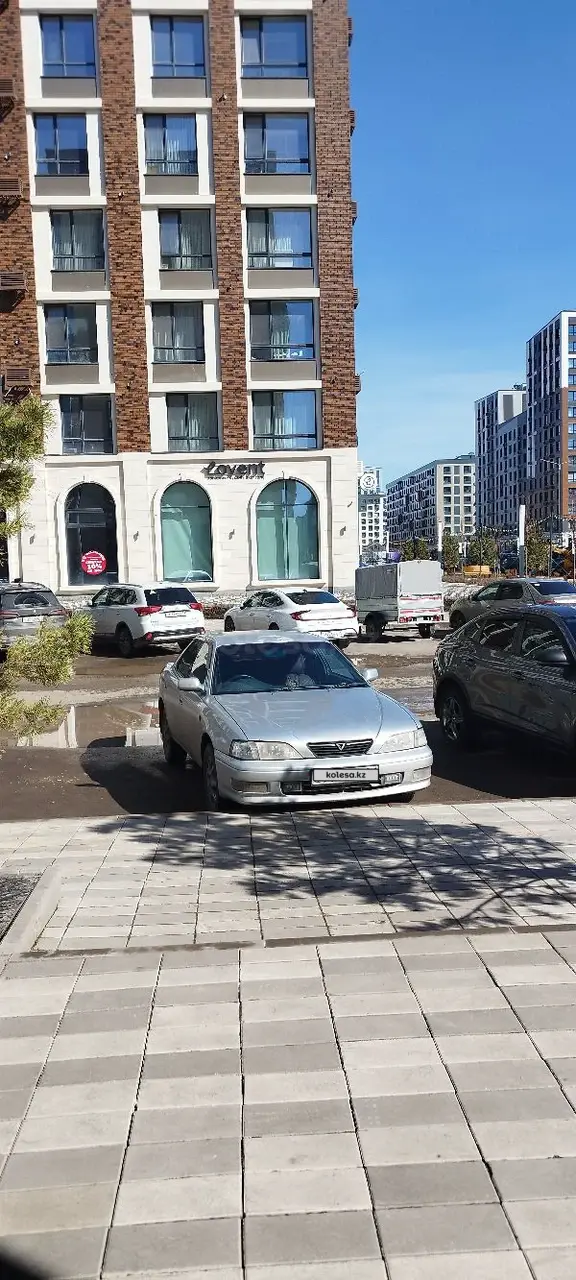 1995 года, КПП Автомат, 1.8 л.