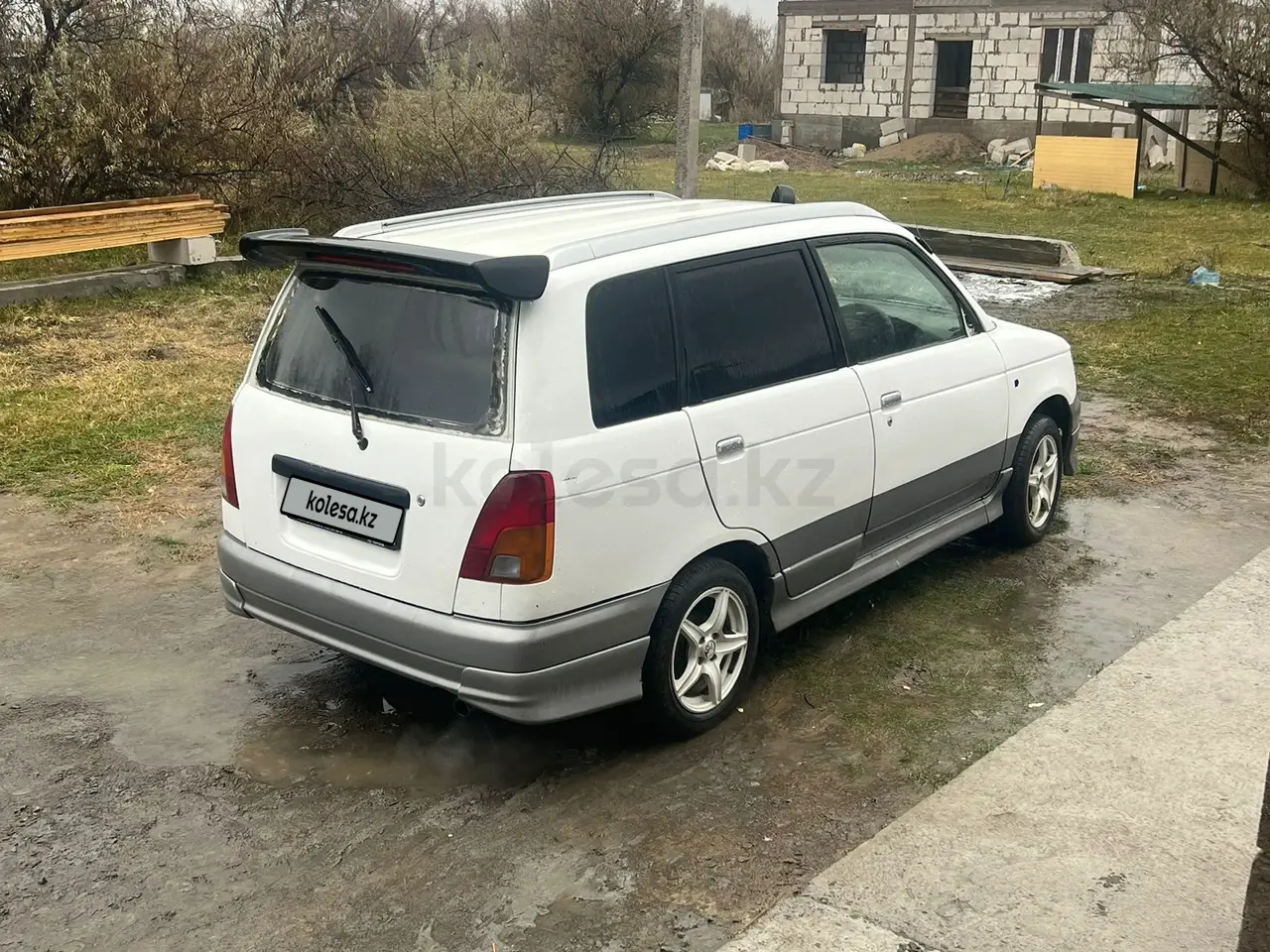 1998 года, КПП Автомат, 1.6 л.