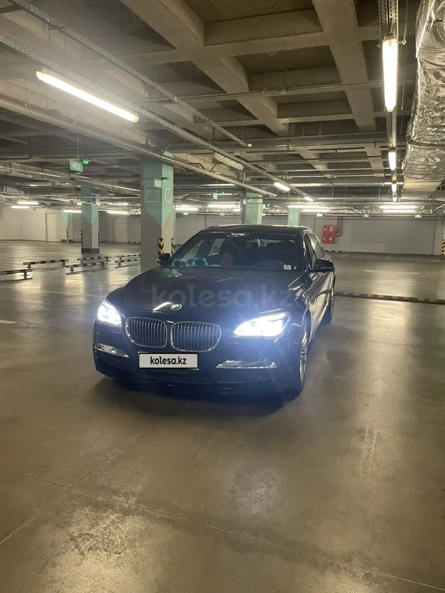 2013 года, КПП Автомат, 4.4 л.