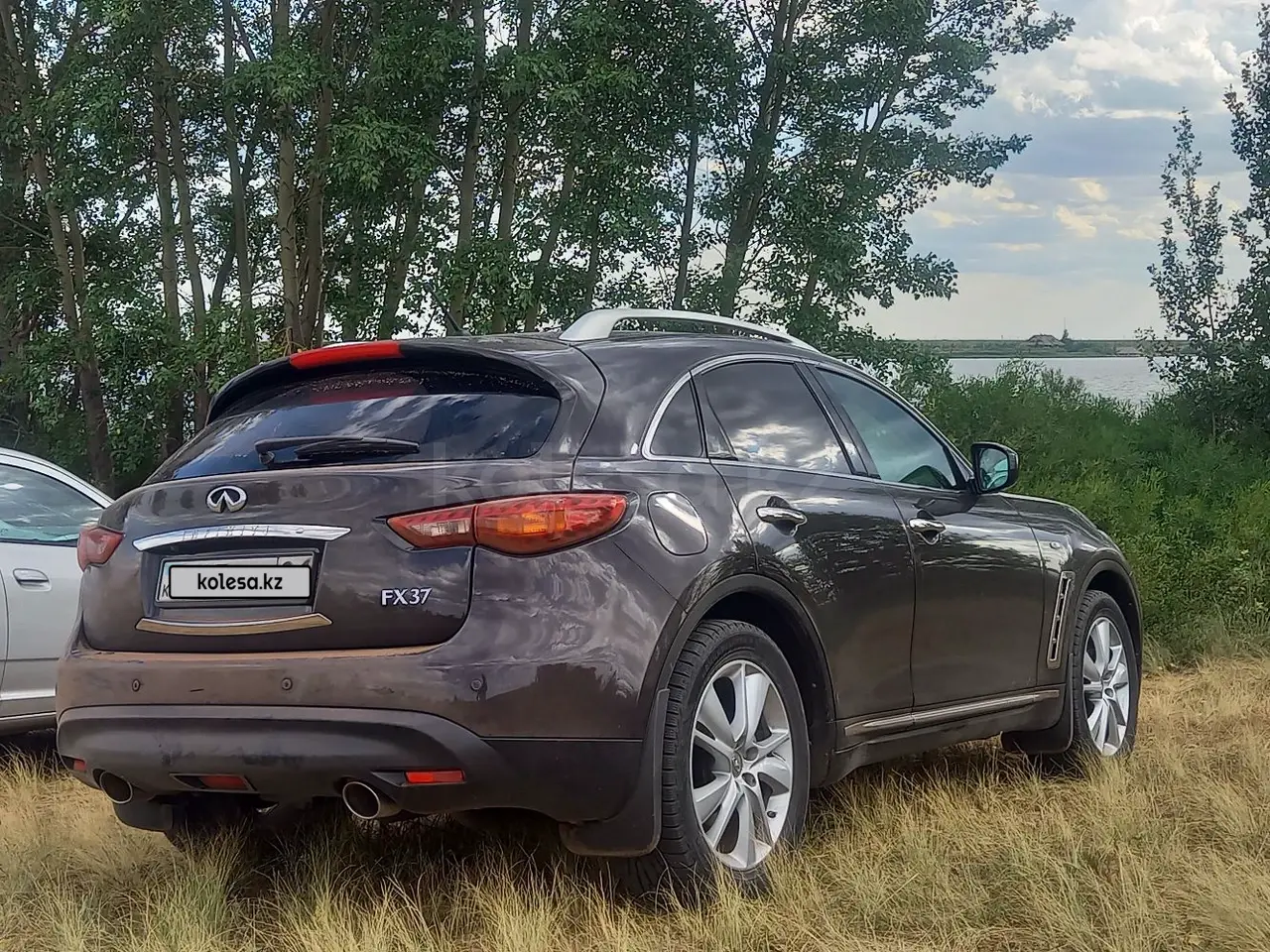 2013 года, КПП Автомат, 3.7 л.