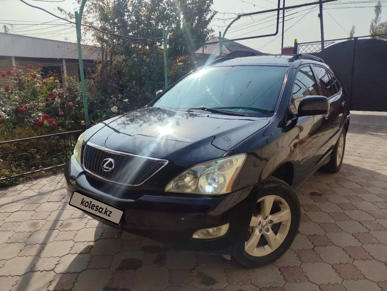 2004 года, КПП Автомат, 3.3 л.