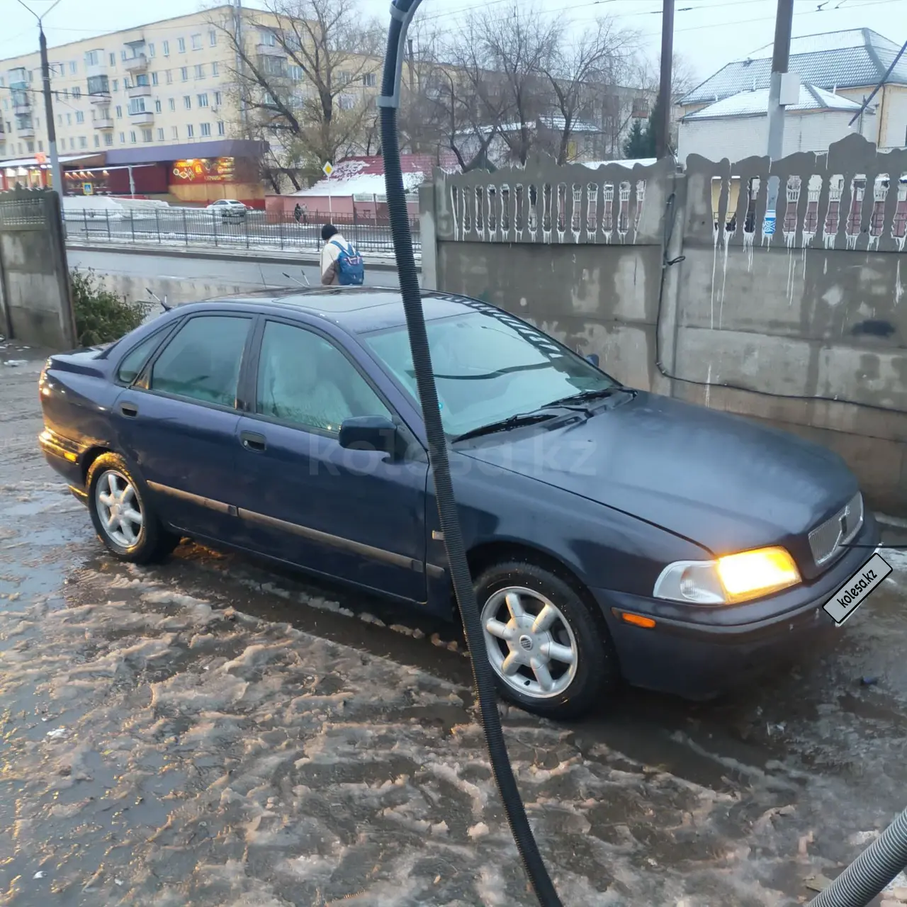 1998 года, КПП Автомат, 2 л.