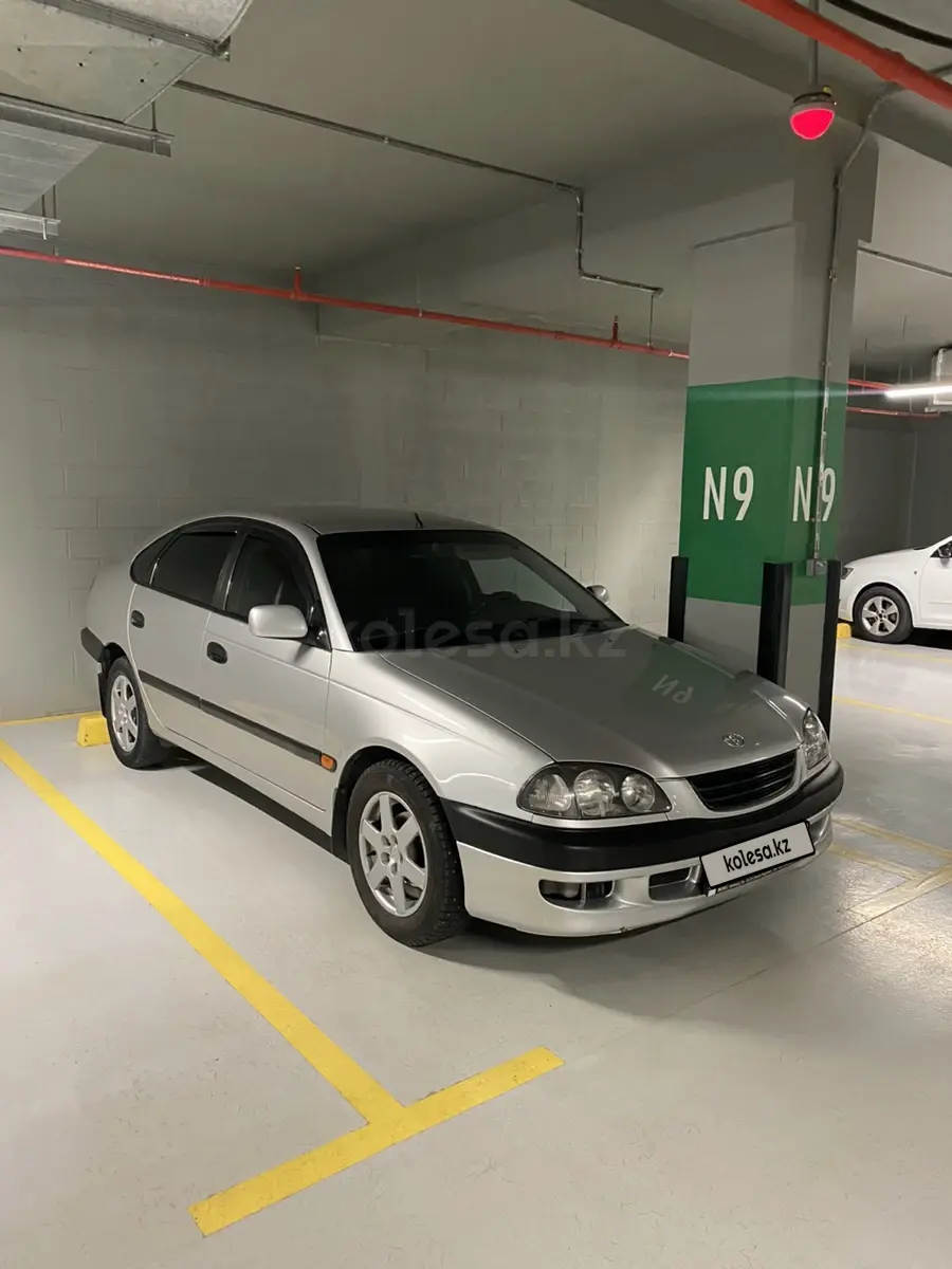 1998 года, КПП Автомат, 1.8 л.