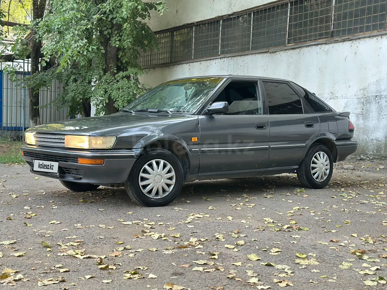 1992 года, КПП Автомат, 1.6 л.