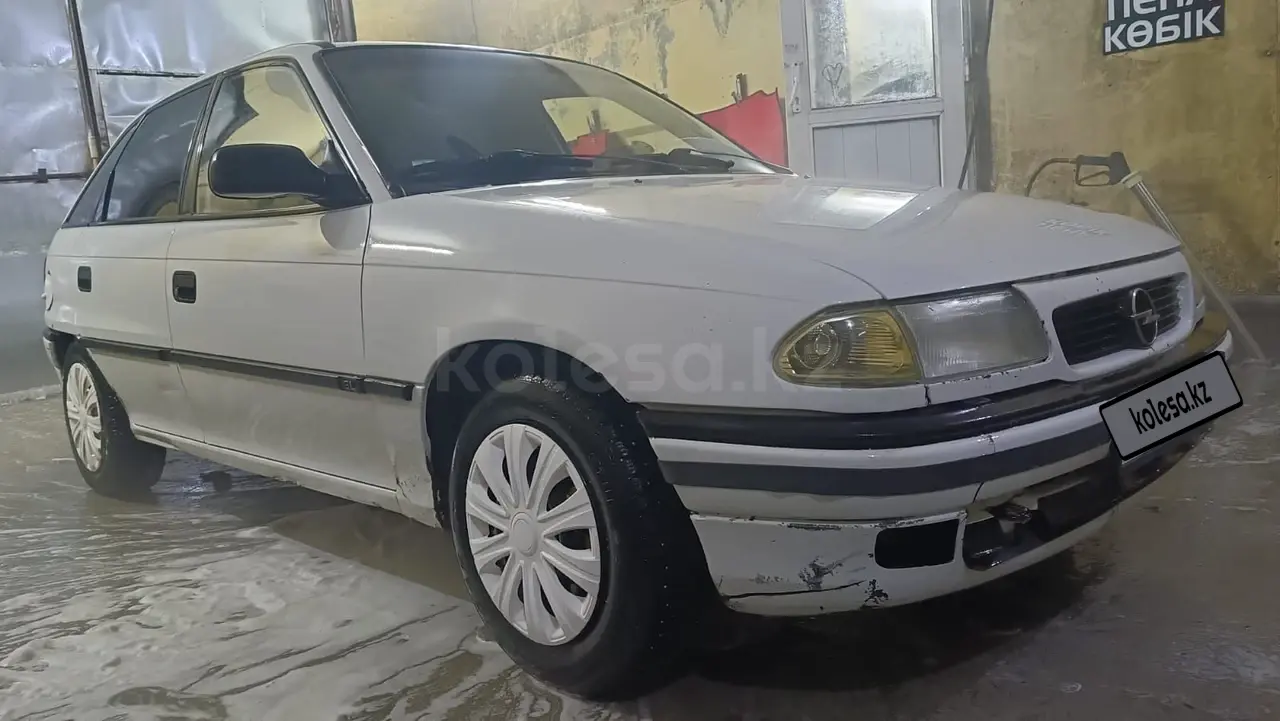 1995 года, КПП Автомат, 1.6 л.