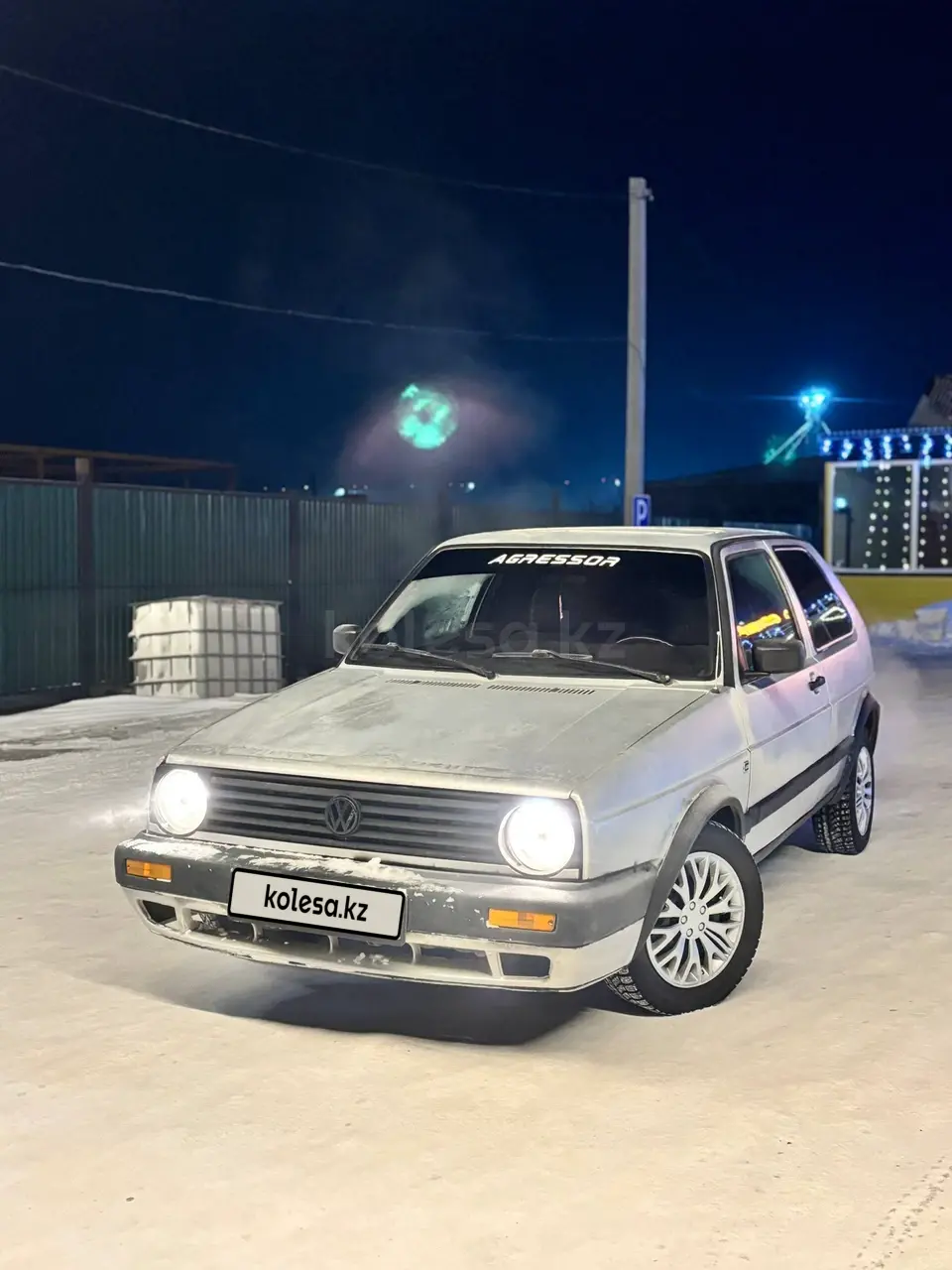 1990 года, КПП Механика, 1.6 л.