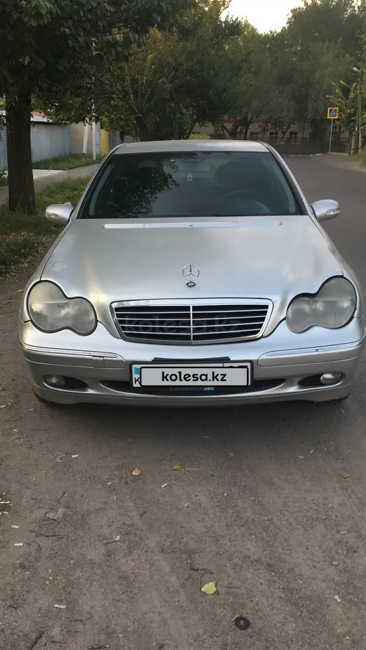 2001 года, КПП Автомат, 2 л.