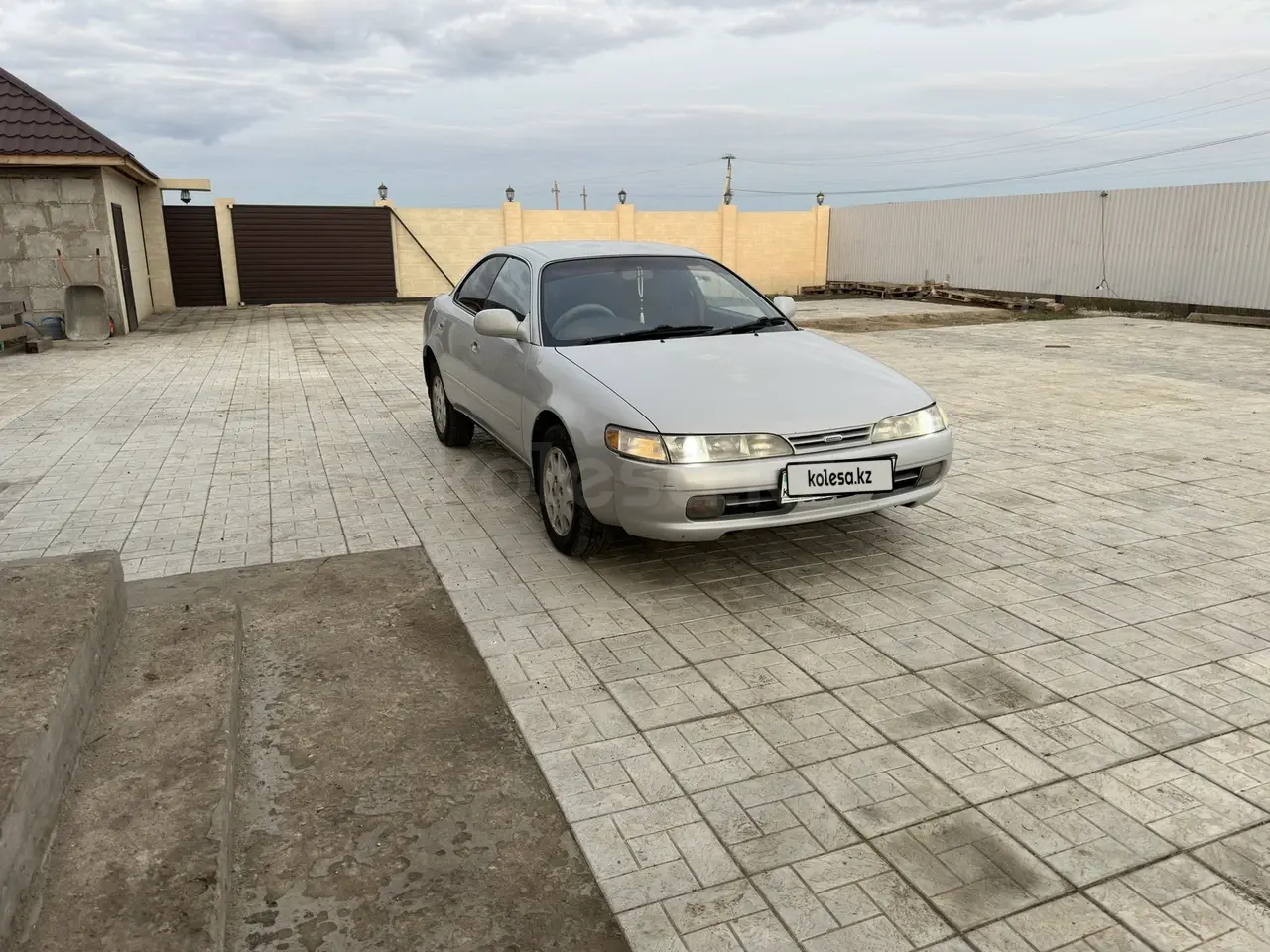 1995 года, КПП Автомат, 1.6 л.