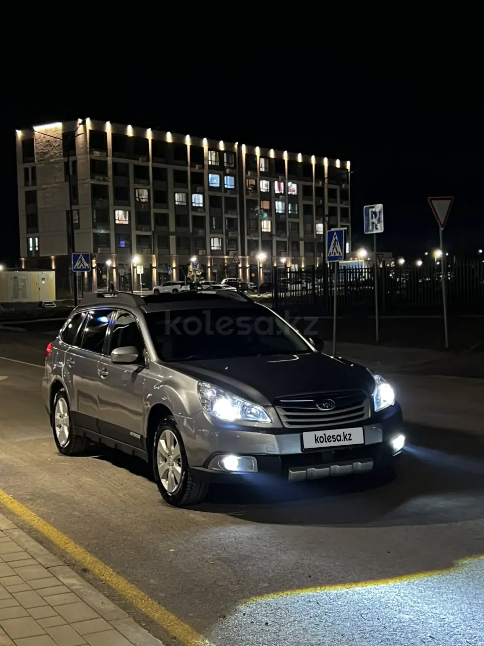 2012 года, КПП Вариатор, 2.5 л.