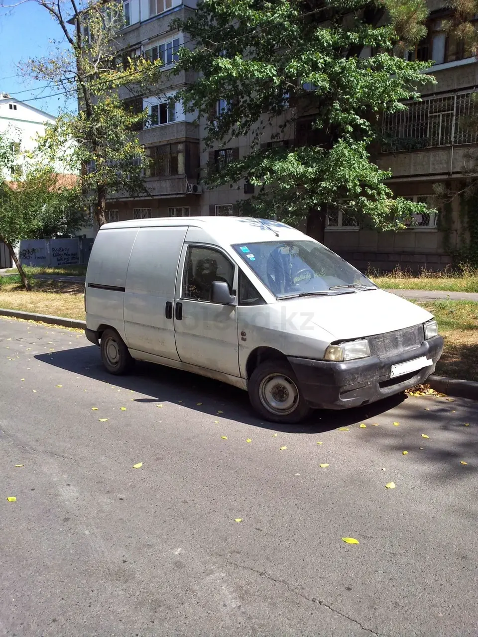 1996 года, КПП Механика, 1.9 л.