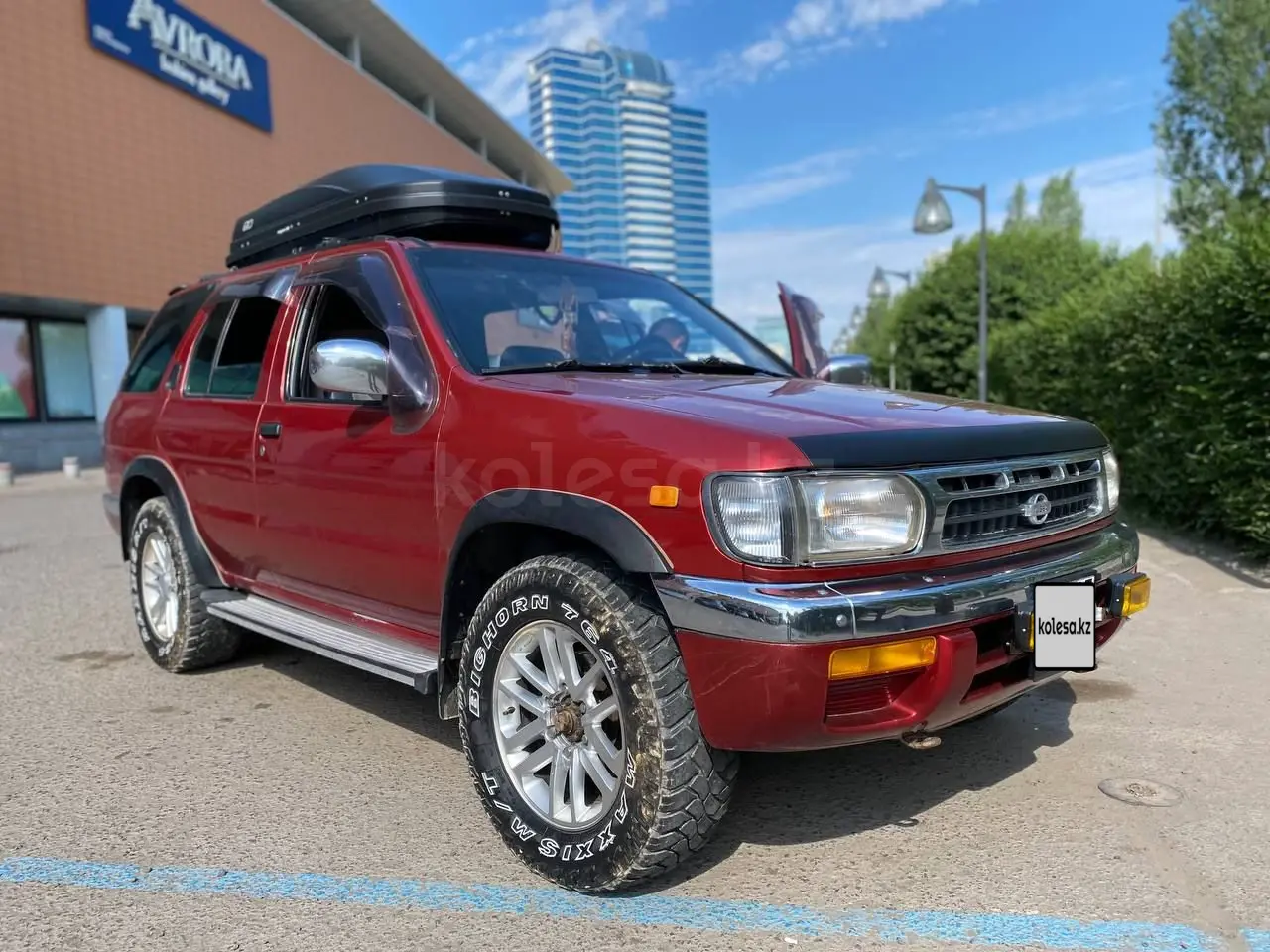 1998 года, КПП Механика, 3.3 л.