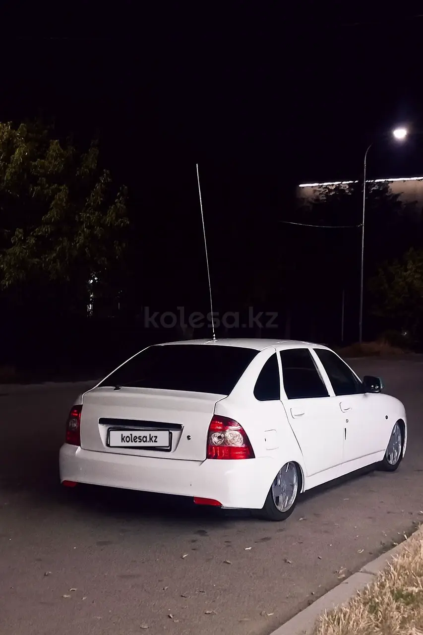 2013 года, КПП Механика, 1.6 л.