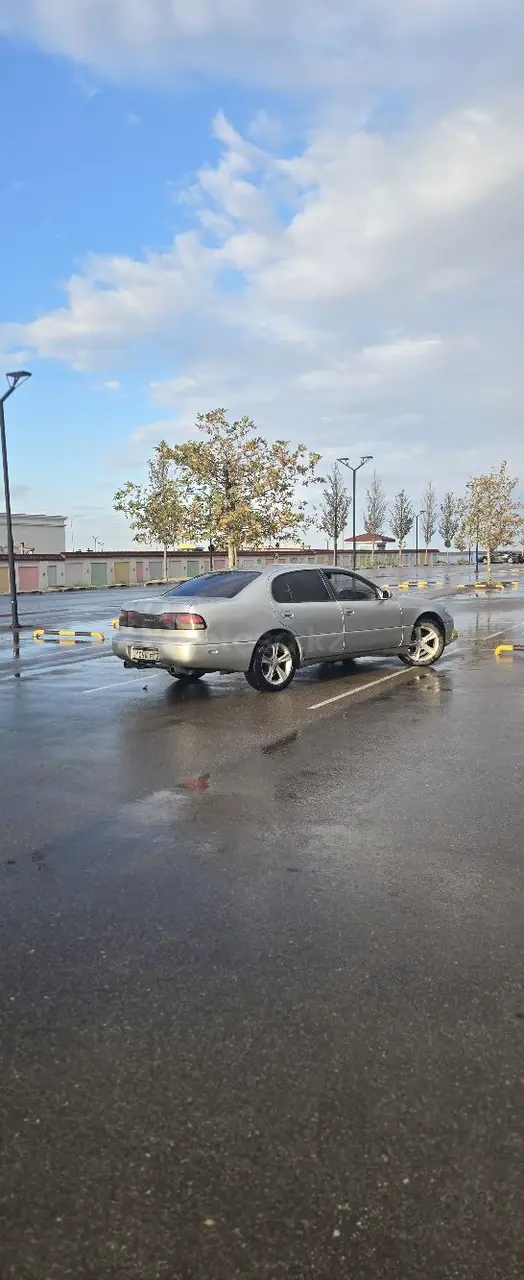 1995 года, КПП Автомат, 3 л.