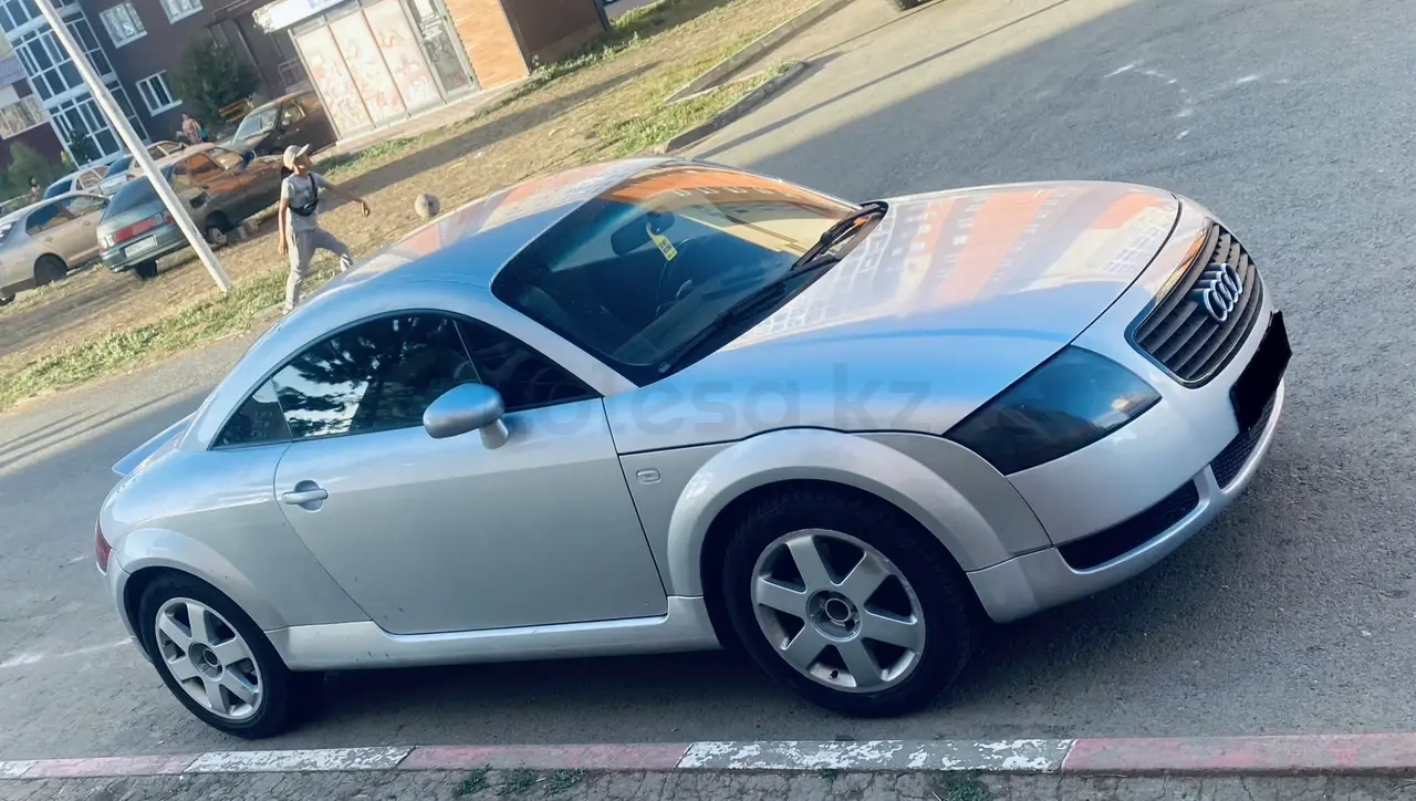 1999 года, КПП Механика, 1.8 л.