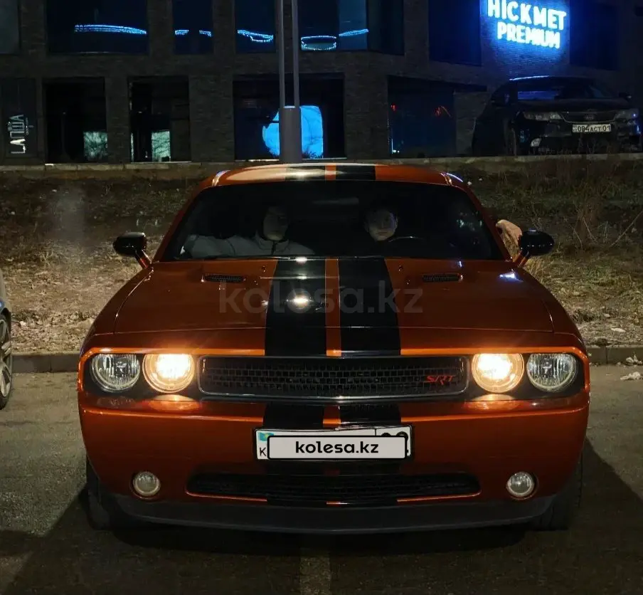 2012 года, КПП Автомат, 6.1 л.