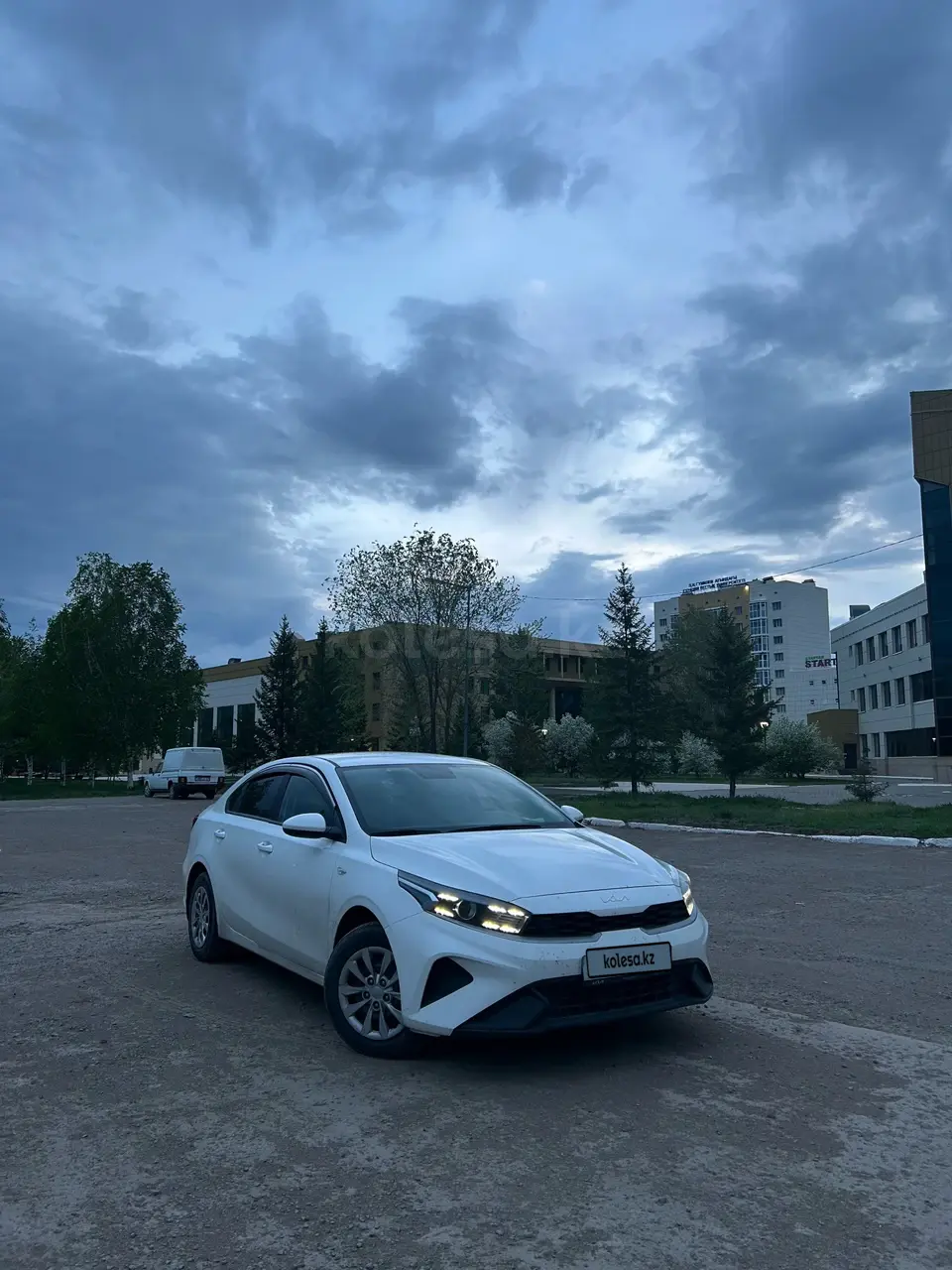 2021 года, КПП Механика, 1.6 л.