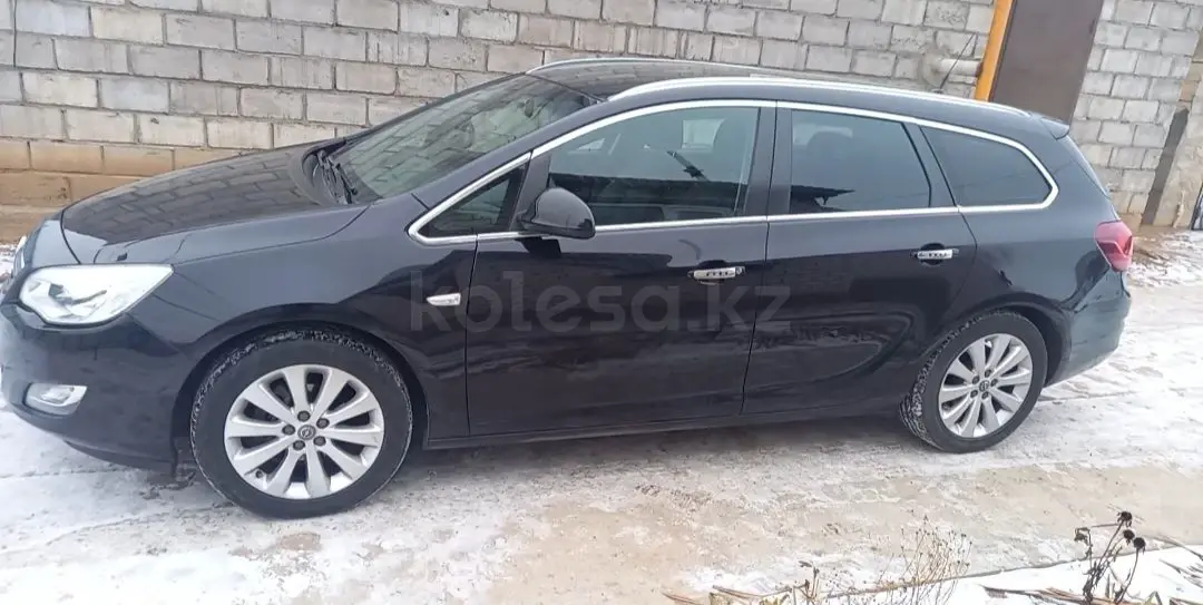 2010 года, КПП Механика, 1.4 л.