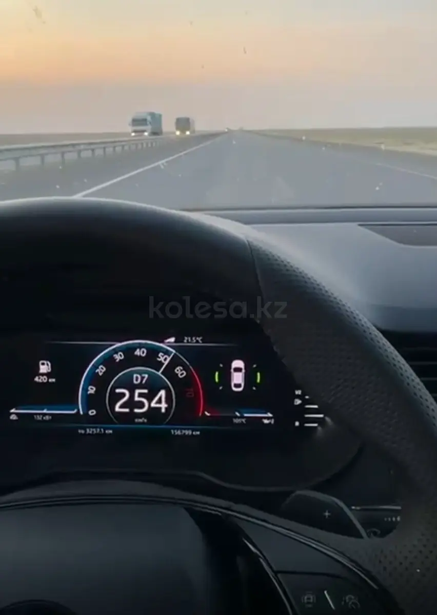 2020 года, КПП Робот, 1.8 л.