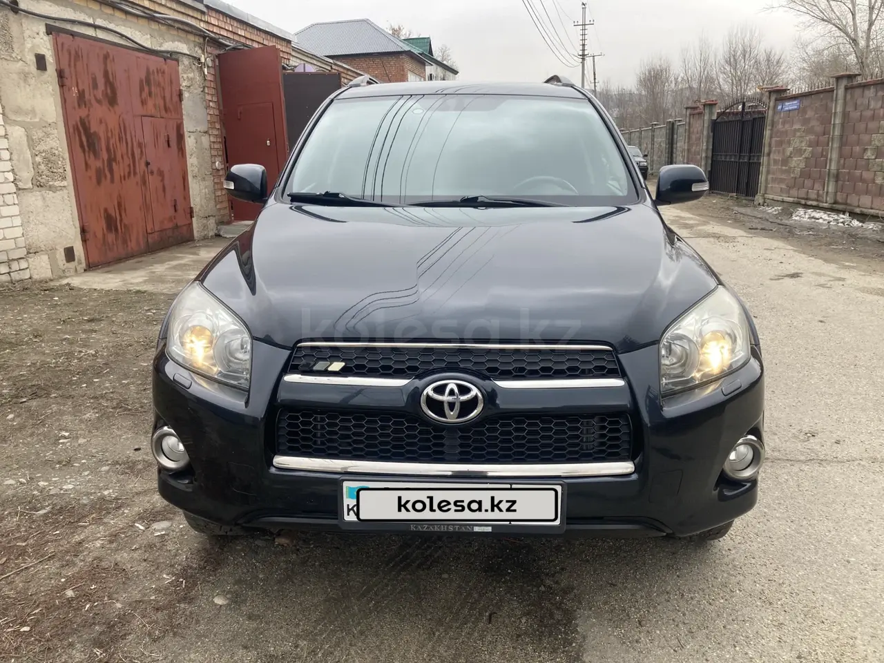 2011 года, КПП Автомат, 2.4 л.