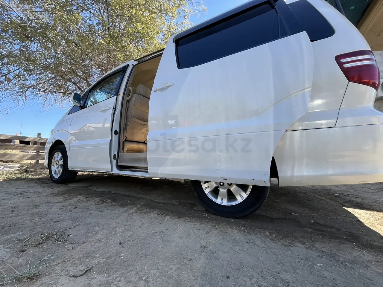 2004 года, КПП Автомат, 2.4 л.