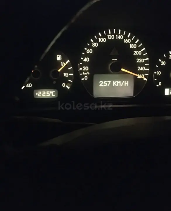 1999 года, КПП Автомат, 3.2 л.