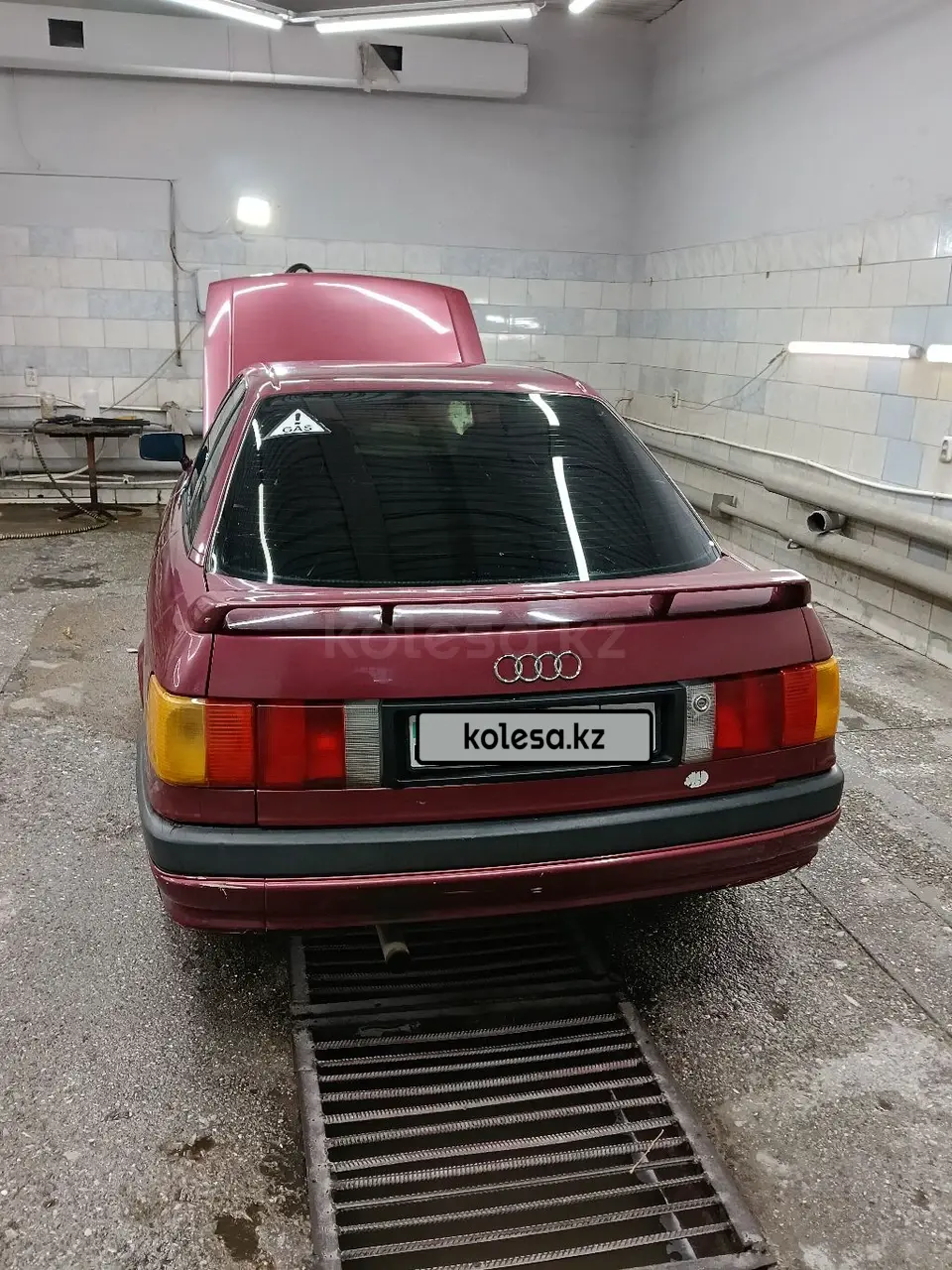 1989 года, КПП Механика, 1.8 л.