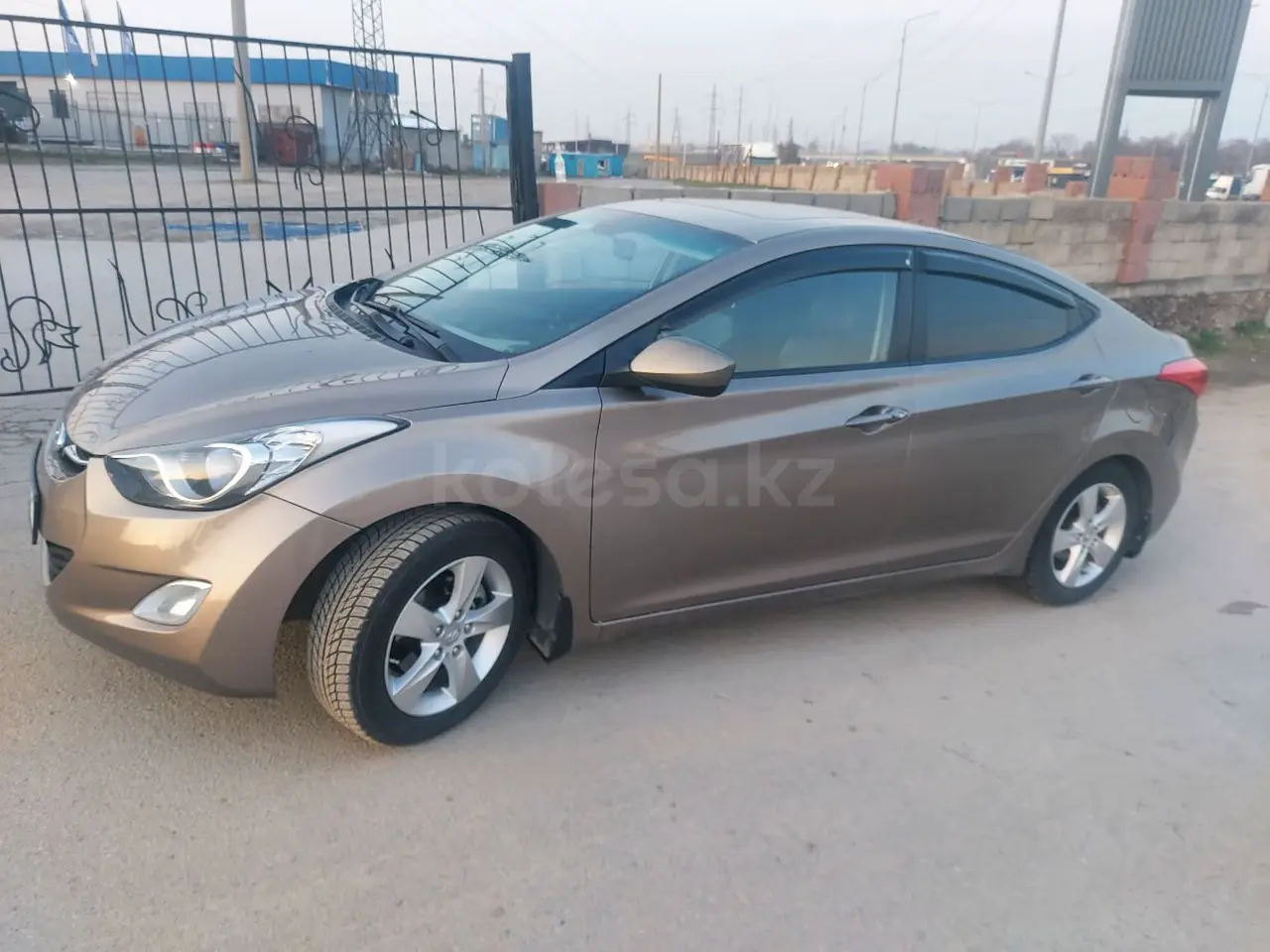 2012 года, КПП Автомат, 1.8 л.