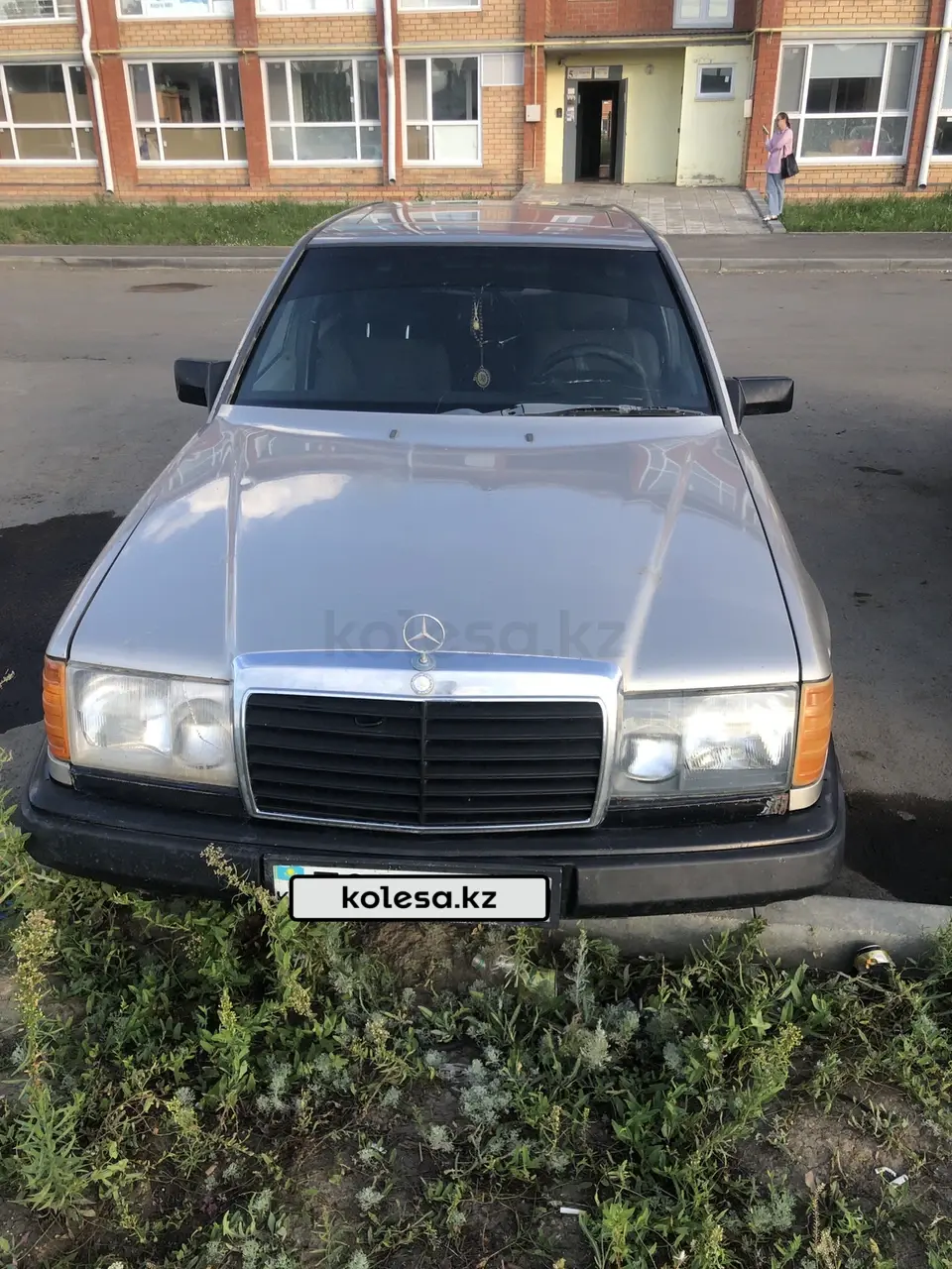 1987 года, КПП Механика, 2.3 л.