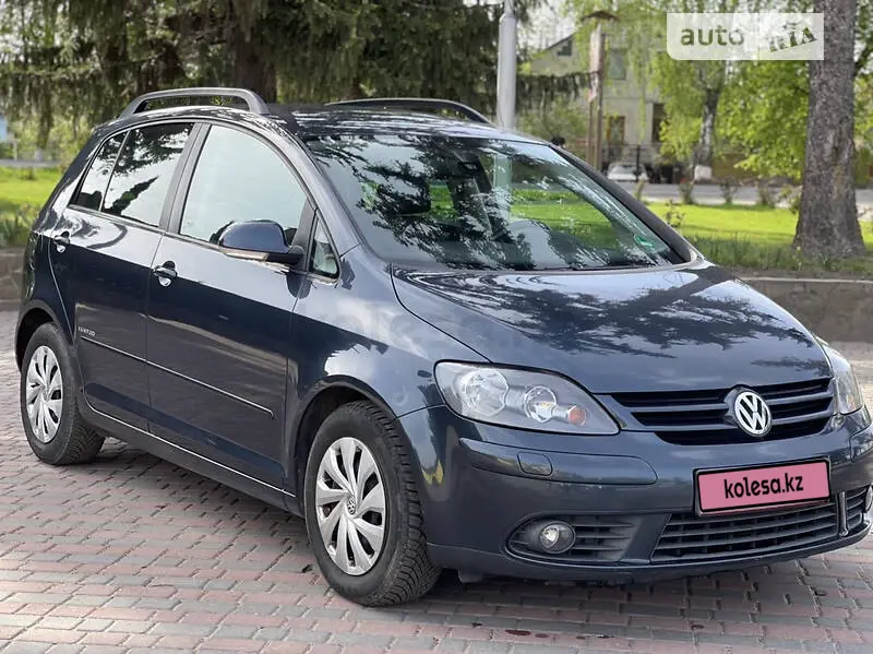 2008 года, КПП Механика, 1.6 л.