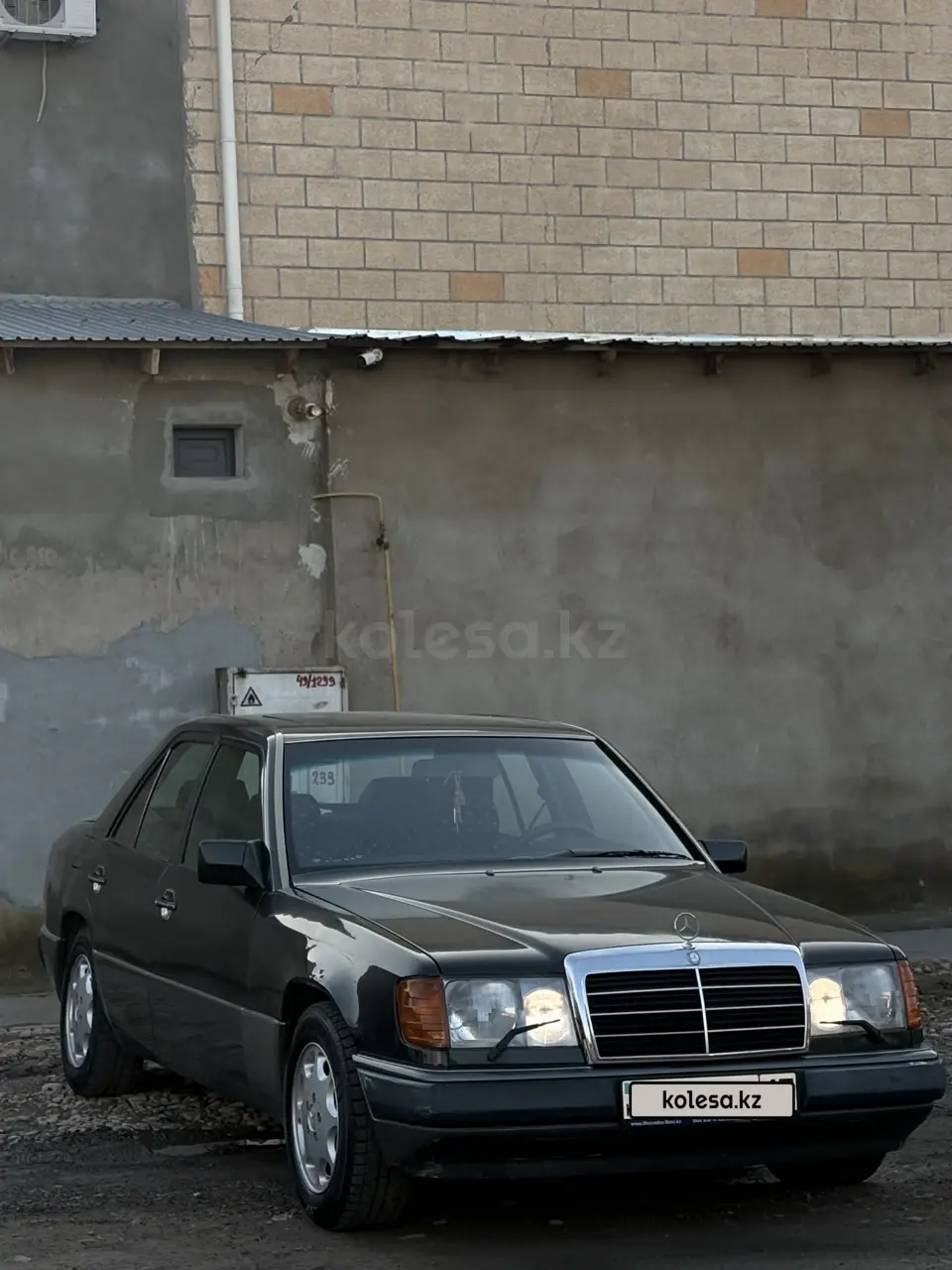 1993 года, КПП Автомат, 2.3 л.