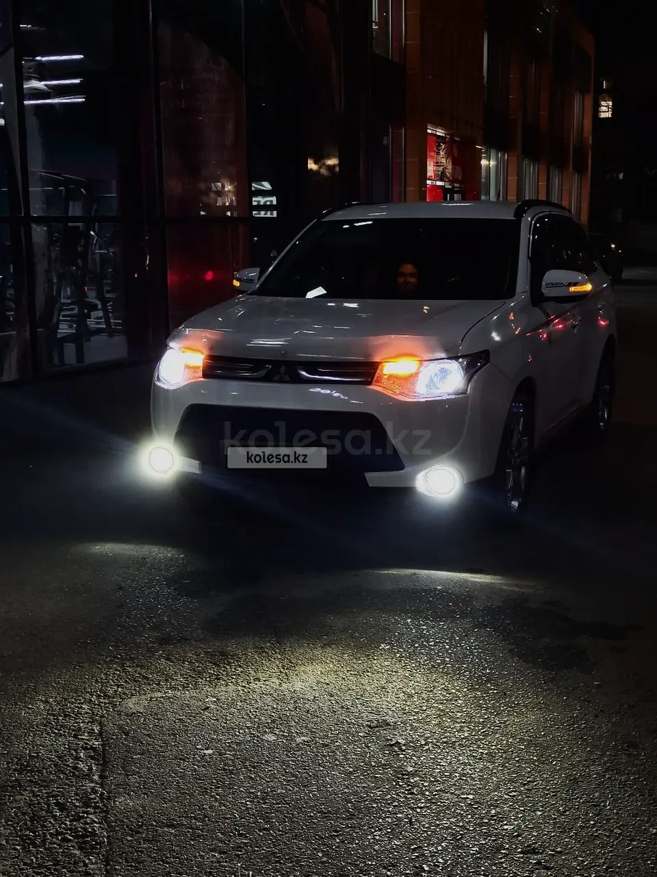 2012 года, КПП Вариатор, 2 л.