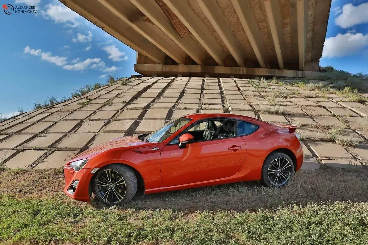 2012 года, КПП Автомат, 2 л.