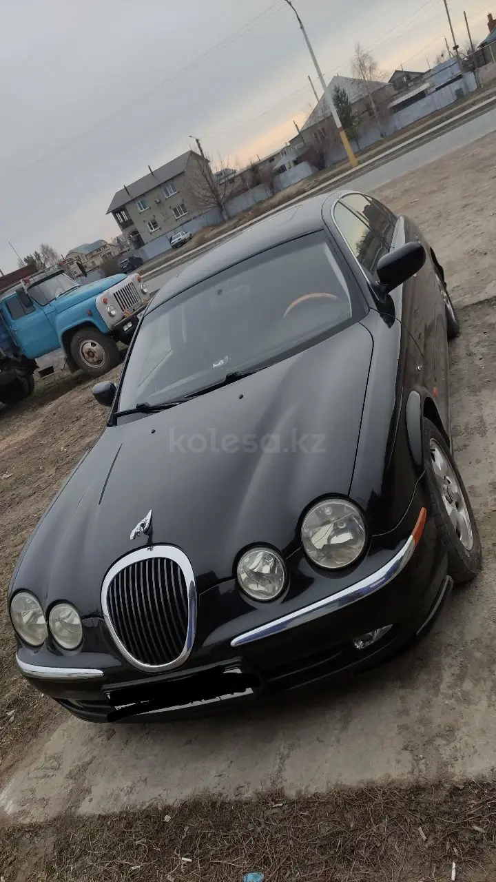 2000 года, КПП Автомат, 3 л.